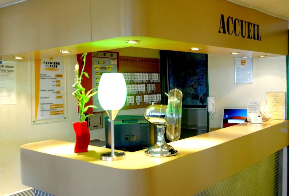 Ibis Budget Les Champarts Hotel