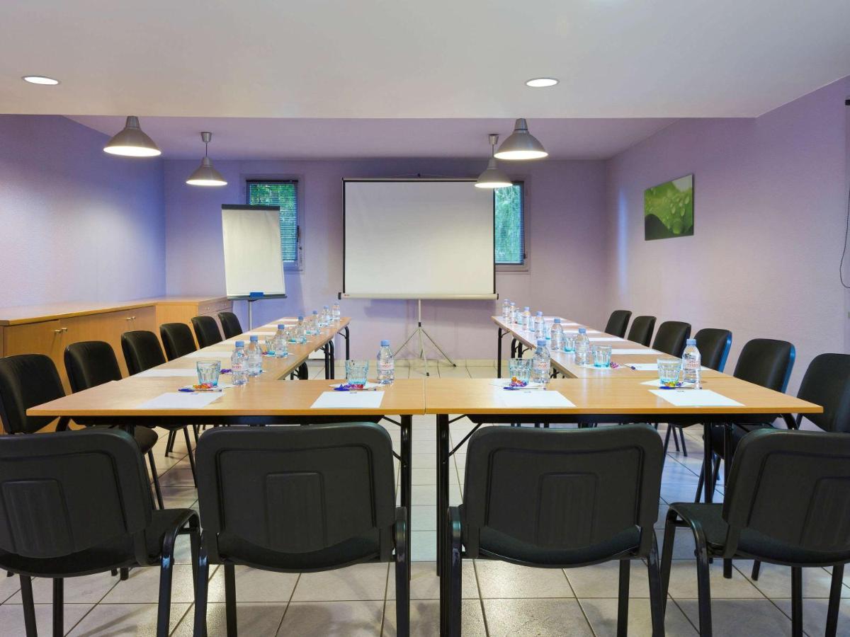Ibis Budget Les Champarts 2*