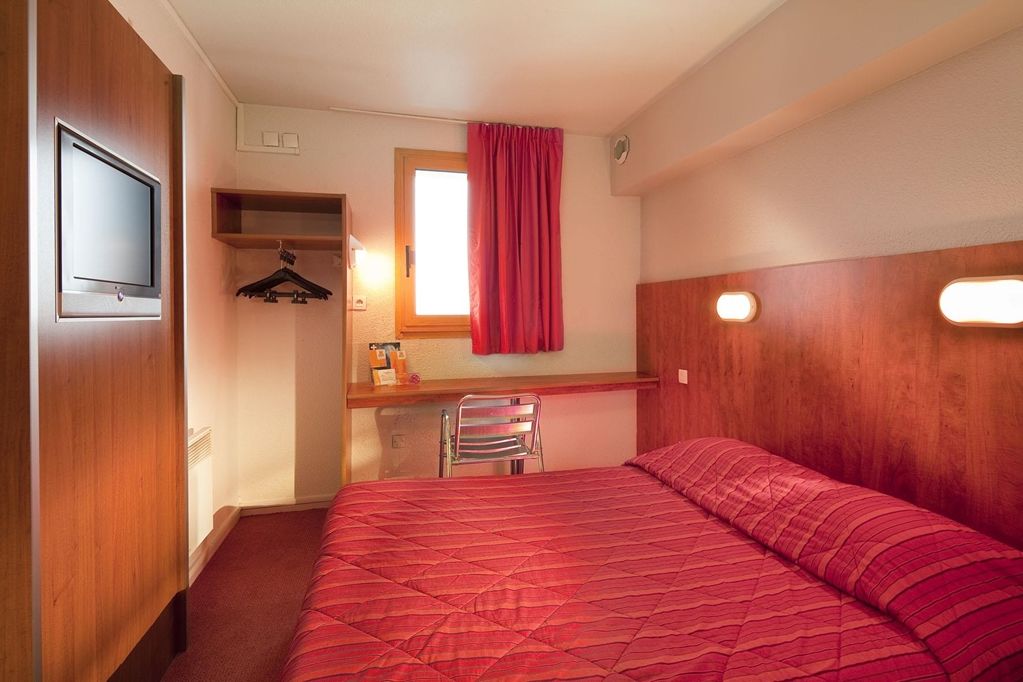 Ibis Budget Les Champarts