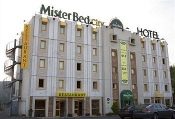 Ibis Budget Les Champarts 2*