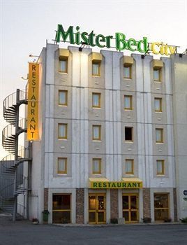 Ibis Budget Les Champarts Hotel Chille