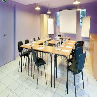 Ibis Budget Les Champarts Hotel Chille